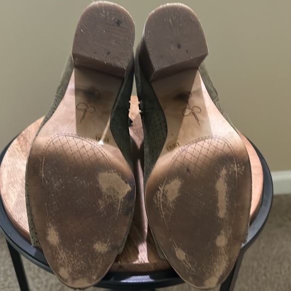 Jessica Simpson dark olive suede open-toe bootie  Sz 8.5 - Picture 5 of 6